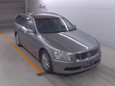 Nissan STAGEA