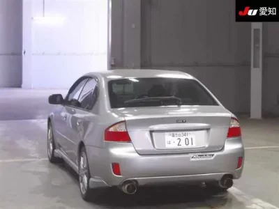 Subaru LEGACY B4