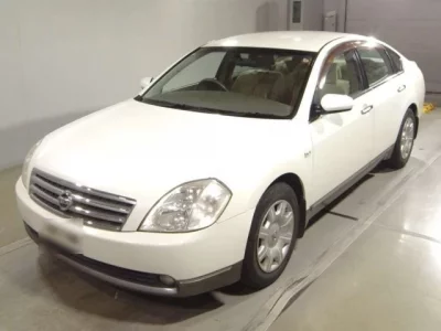 Nissan TEANA  с аукциона в Японии
