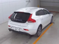 Volvo V40 лот № 4015 оценка 4  с аукциона в Японии 3