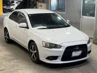 Mitsubishi GALANT FORTIS лот № 2206 оценка 3.5  с аукциона в Японии 3