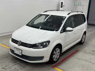 Volkswagen GOLF TOURAN  с аукциона в Японии