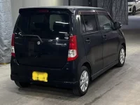 Suzuki WAGON R лот № 2239 оценка 3.5  с аукциона в Японии 4