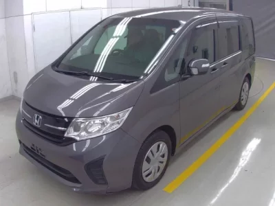 Honda STEP WAGON  с аукциона в Японии