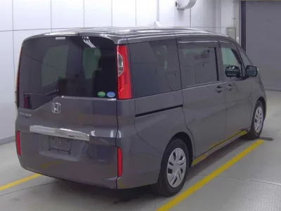 Honda STEP WAGON  с аукциона в Японии
