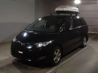 Toyota ESTIMA  с аукциона в Японии