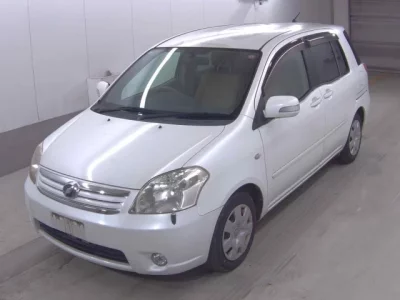 Toyota RAUM