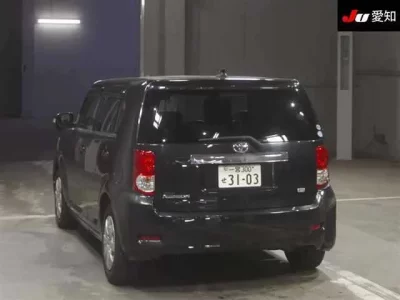 Toyota COROLLA RUMION