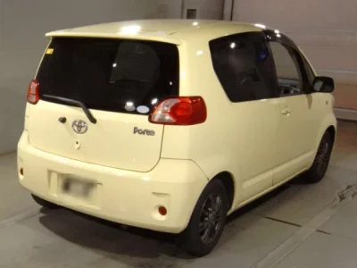 Toyota PORTE  с аукциона в Японии