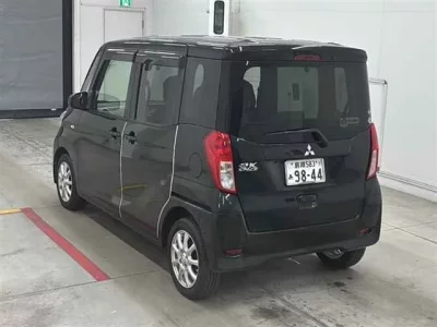 Mitsubishi EK SPACE