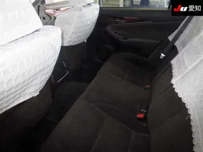 Toyota CROWN  с аукциона в Японии