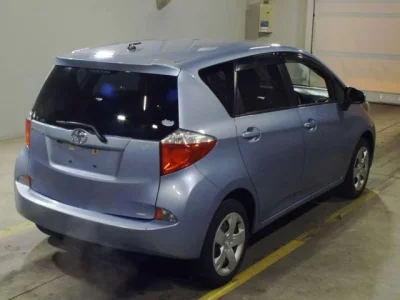 Toyota RACTIS  с аукциона в Японии