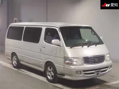 Toyota HIACE  с аукциона в Японии