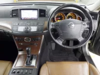 Nissan FUGA лот № 4044 оценка R  с аукциона в Японии 4