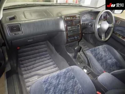 Toyota CARINA  с аукциона в Японии