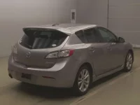 Mazda AXELA лот № 89003 оценка 2  с аукциона в Японии 1