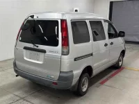 Toyota TOWN ACE VAN лот № 60051 оценка 3.5  с аукциона в Японии 4