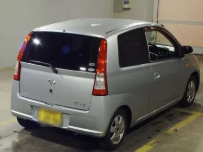 Daihatsu MIRA  с аукциона в Японии