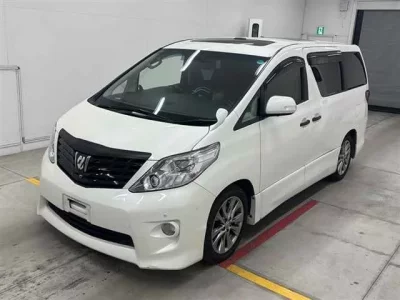 Toyota ALPHARD  с аукциона в Японии