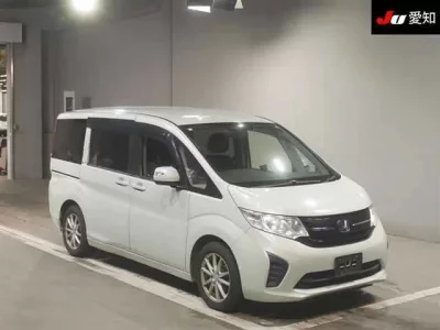 Honda STEP WAGON  с аукциона в Японии