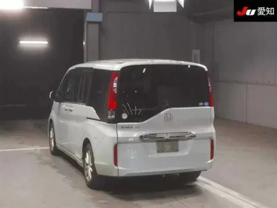 Honda STEP WAGON  с аукциона в Японии