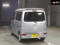 Daihatsu Atrai Wagon лот № 2033 оценка 4  с аукциона в Японии 1