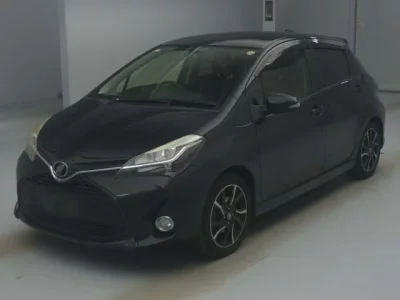 Toyota VITZ  с аукциона в Японии