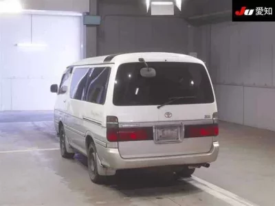 Toyota HIACE  с аукциона в Японии