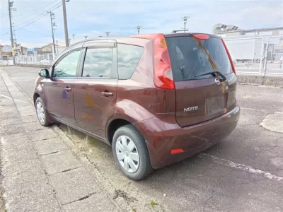 Nissan NOTE  с аукциона в Японии