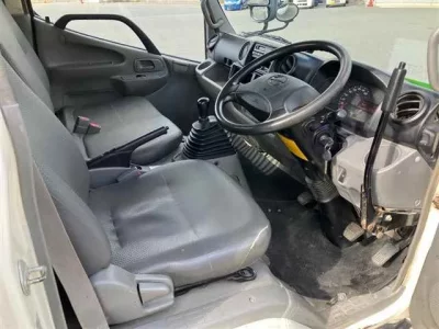 Hino DUTRO  с аукциона в Японии