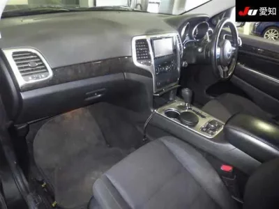 Chrysler JEEP GRAND CHEROKEE  с аукциона в Японии