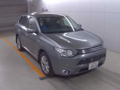Mitsubishi OUTLANDER PHEV