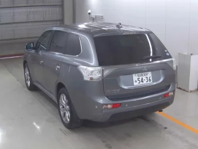 Mitsubishi OUTLANDER PHEV