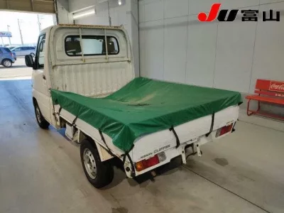 Nissan CLIPPER TRUCK  с аукциона в Японии