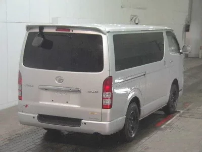 Toyota HIACE VAN  с аукциона в Японии