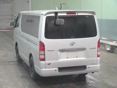 Toyota HIACE VAN  с аукциона в Японии