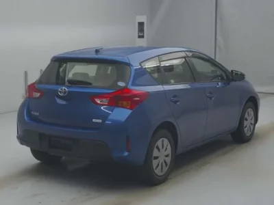 Toyota AURIS  с аукциона в Японии