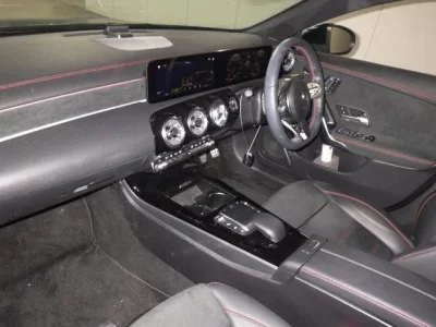 Mercedes-Benz CLA CLASS