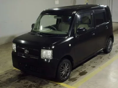 Toyota PIXIS SPACE  с аукциона в Японии