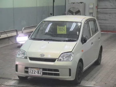 Daihatsu MIRA  с аукциона в Японии