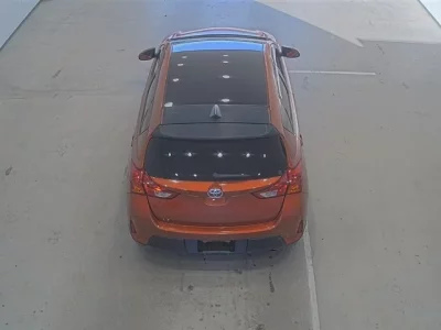 Toyota AURIS  с аукциона в Японии