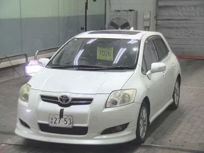 Toyota AURIS  с аукциона в Японии
