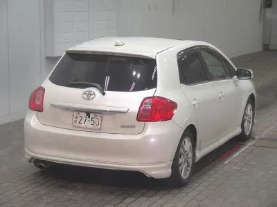 Toyota AURIS  с аукциона в Японии
