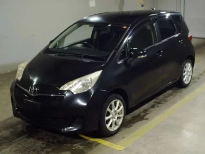 Toyota RACTIS  с аукциона в Японии