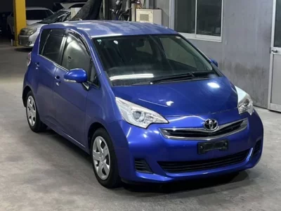 Toyota RACTIS  с аукциона в Японии