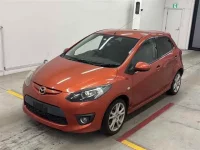 Mazda DEMIO лот № 30008 оценка 4  с аукциона в Японии 3