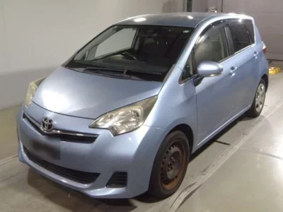 Toyota RACTIS  с аукциона в Японии