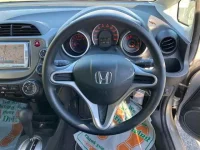 Honda FIT лот № 30010 оценка 3.5  с аукциона в Японии 6