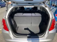 Honda FIT лот № 30010 оценка 3.5  с аукциона в Японии 9