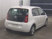 Volkswagen UP лот № 1077 оценка 3.5  с аукциона в Японии 4